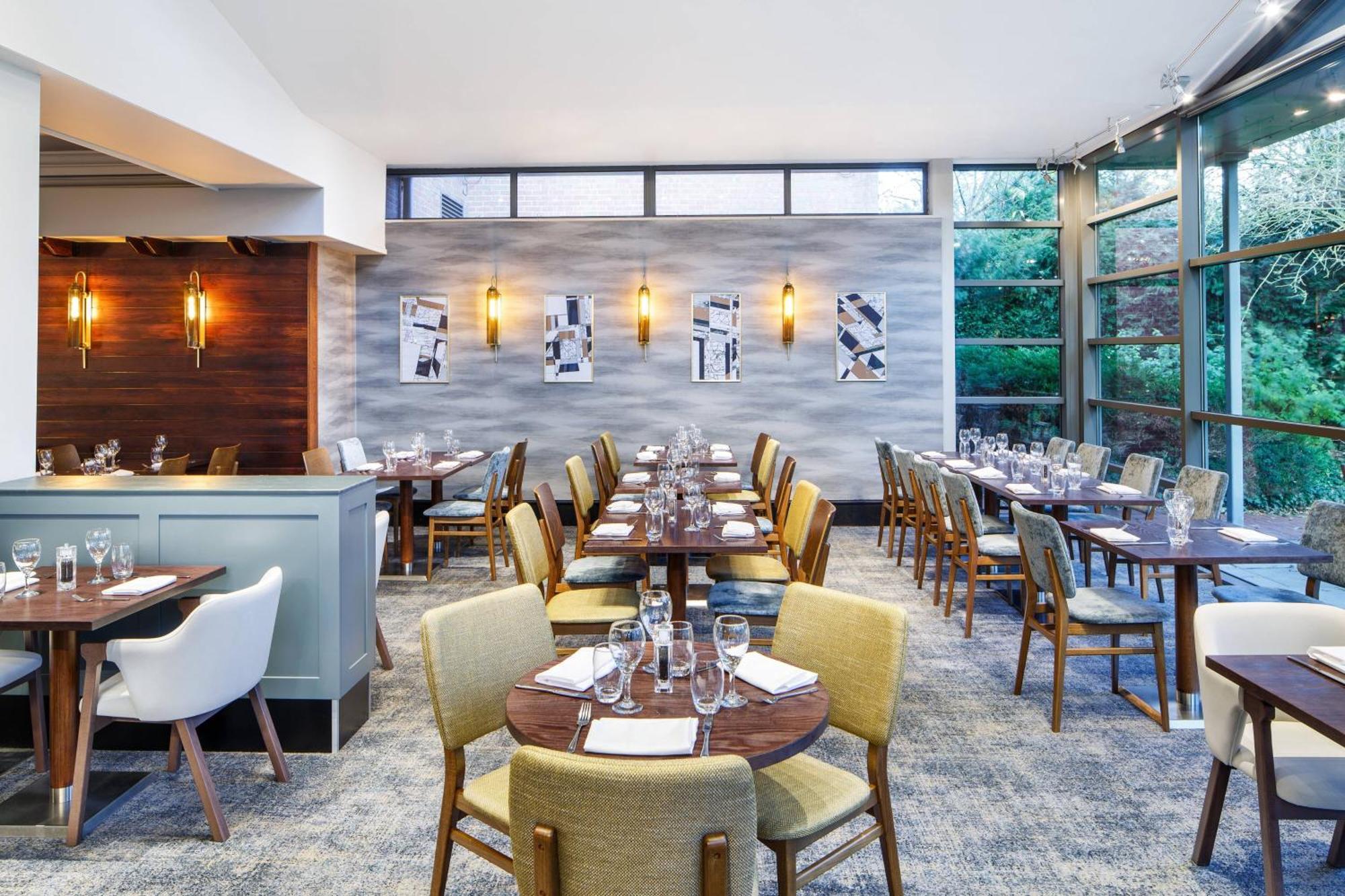Delta Hotels By Marriott Cheltenham Chase Brockworth Exterior foto